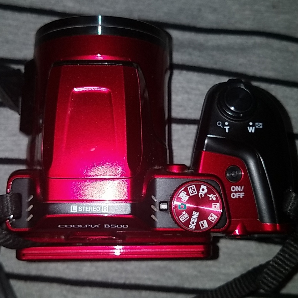 Nikon Camera - Picture 3 of 8